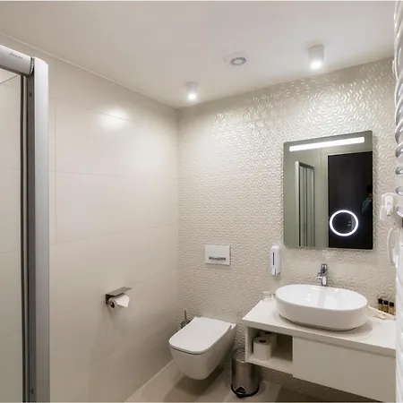 Szatmari & Etterem 3*