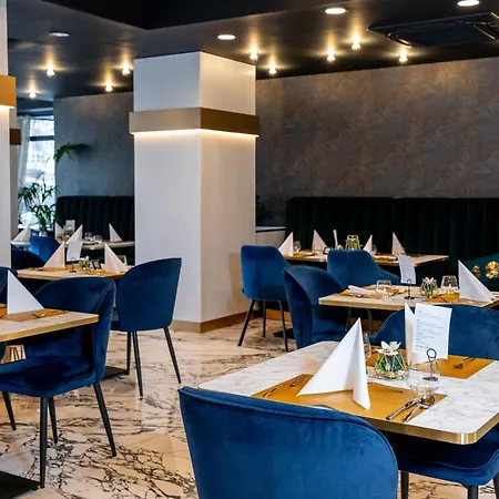 Szatmari & Etterem 3* Jászberény