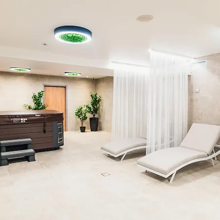 Szatmari & Etterem 3*